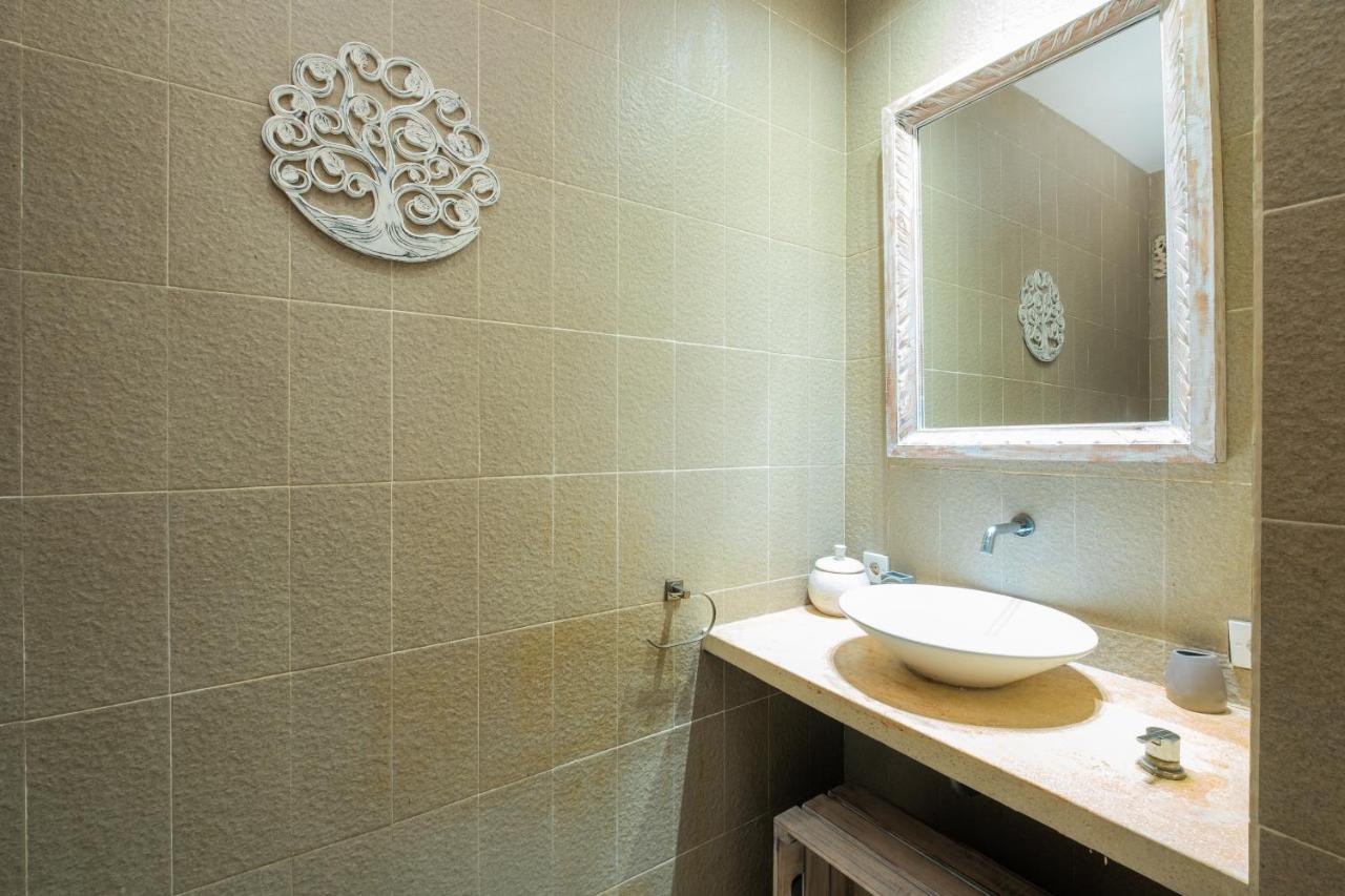 Villa Maya Seminyak Екстериор снимка