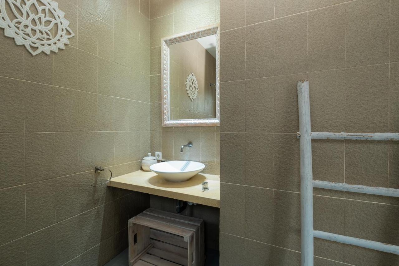 Villa Maya Seminyak Екстериор снимка